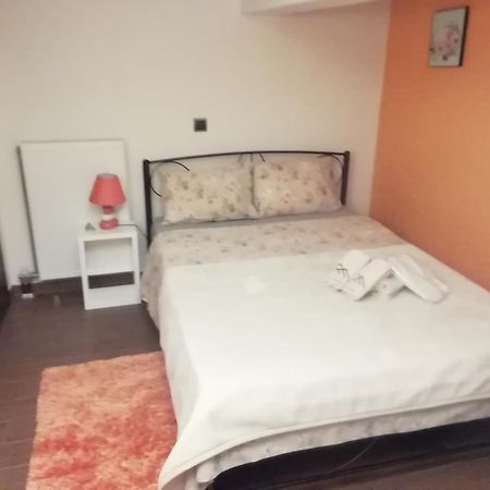Optasia Luxury House Argos Luaran gambar